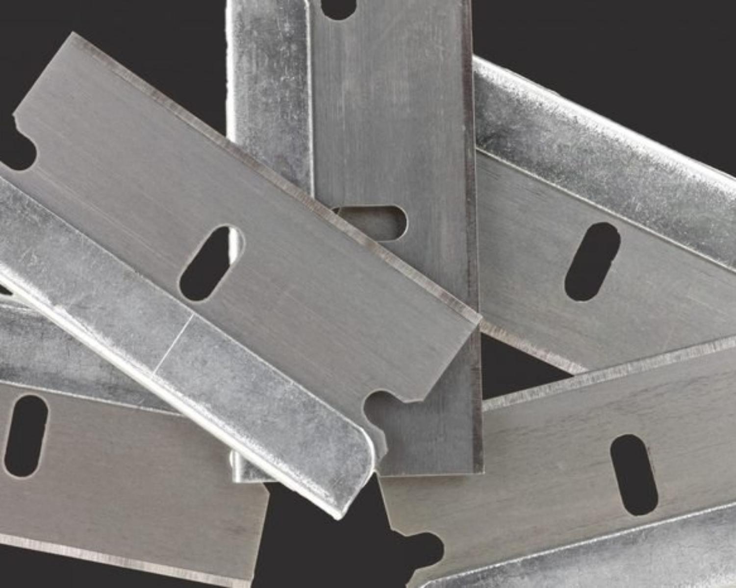 The human stomach can dissolve razor blades