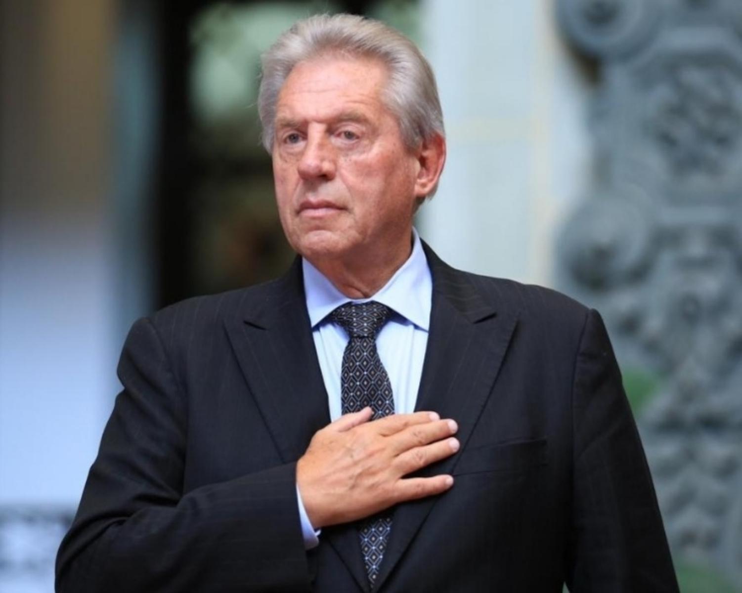 JOHN C. MAXWELL