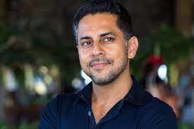 VISHEN LAKHIANI