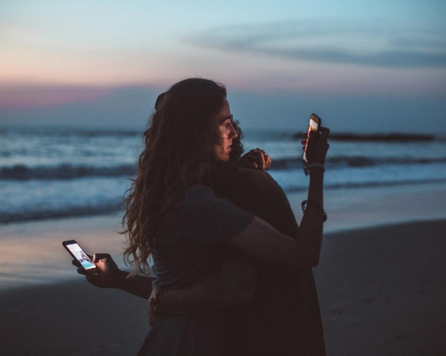 Top 5 Hacks : That can get you out of Social Media Addiction