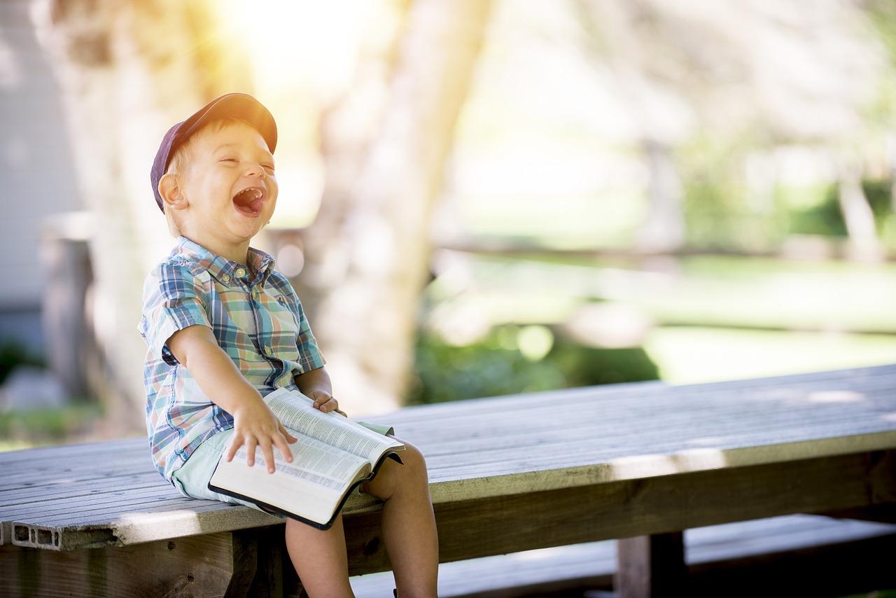 23+ Funny bible verses and commentary that make you love God & the Bible more.