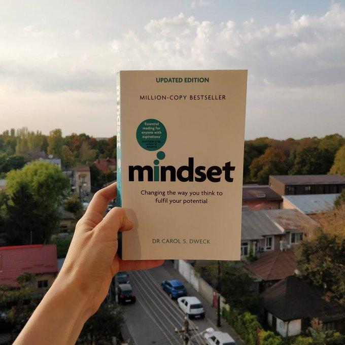 CAROL DWECK