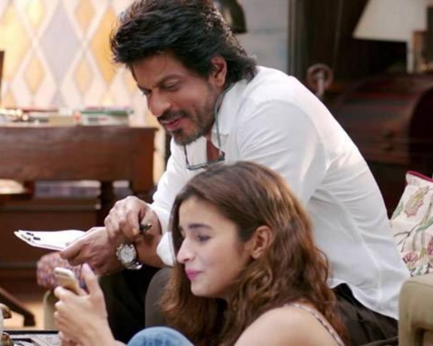 JAG, DEAR ZINDAGI