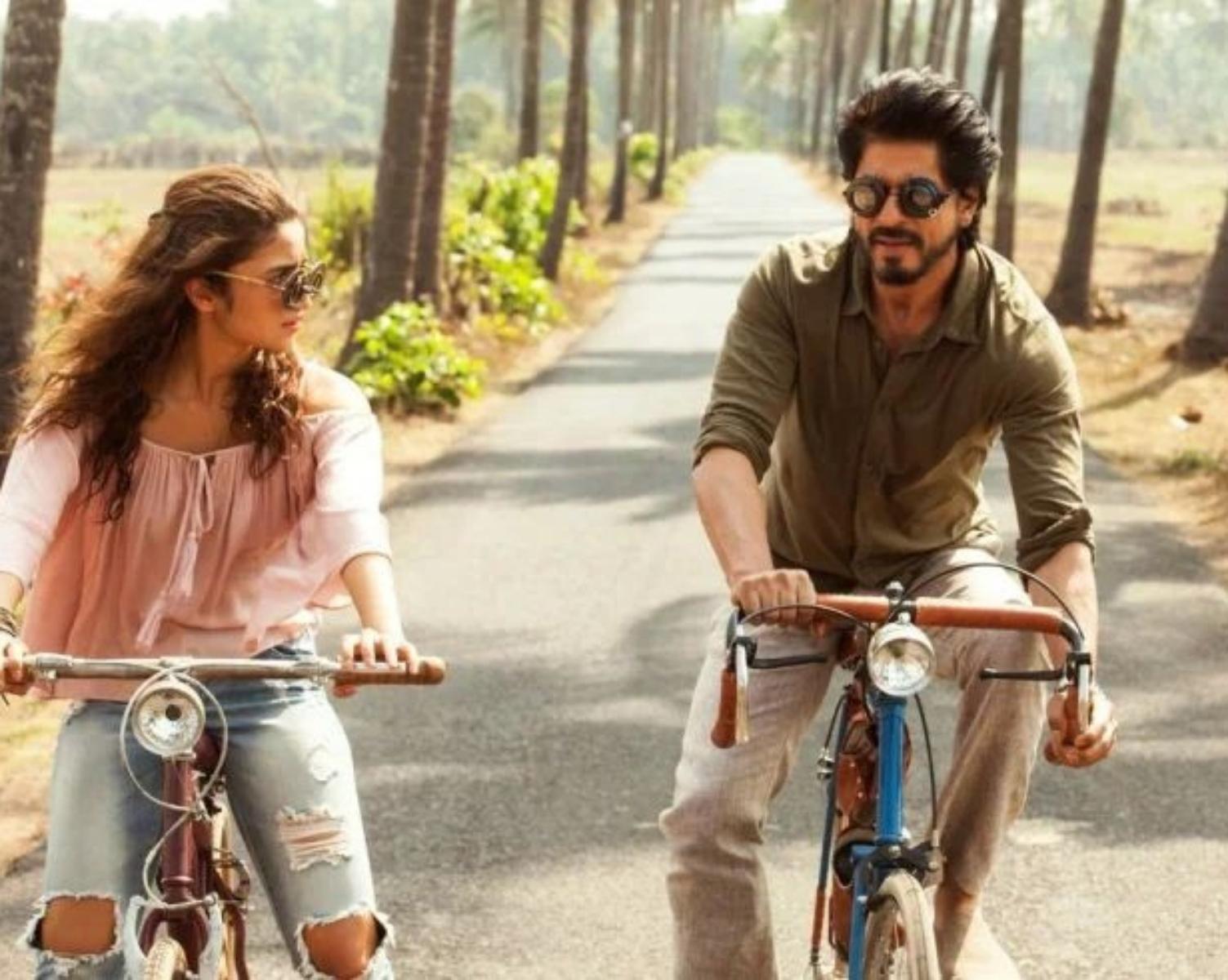 JAG, DEAR ZINDAGI