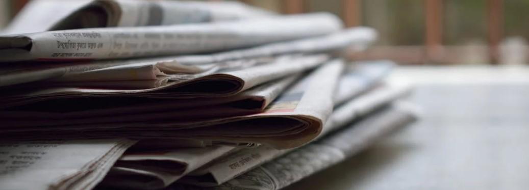 How this has led to fewer jobs for print journalists.