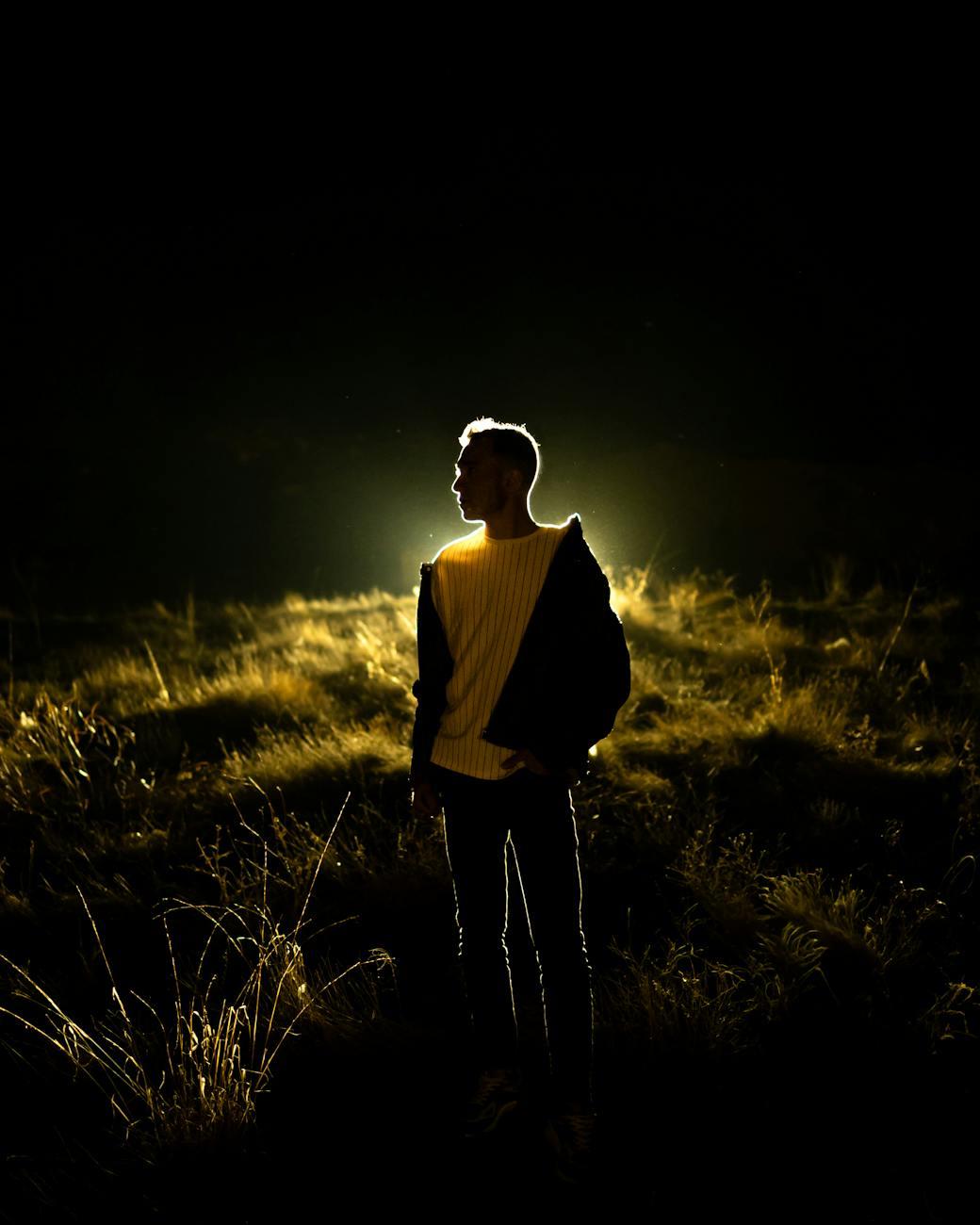 Move Away When They Don’t Understand Your Worth: Choosing Self-Respect Over Seeking Validation