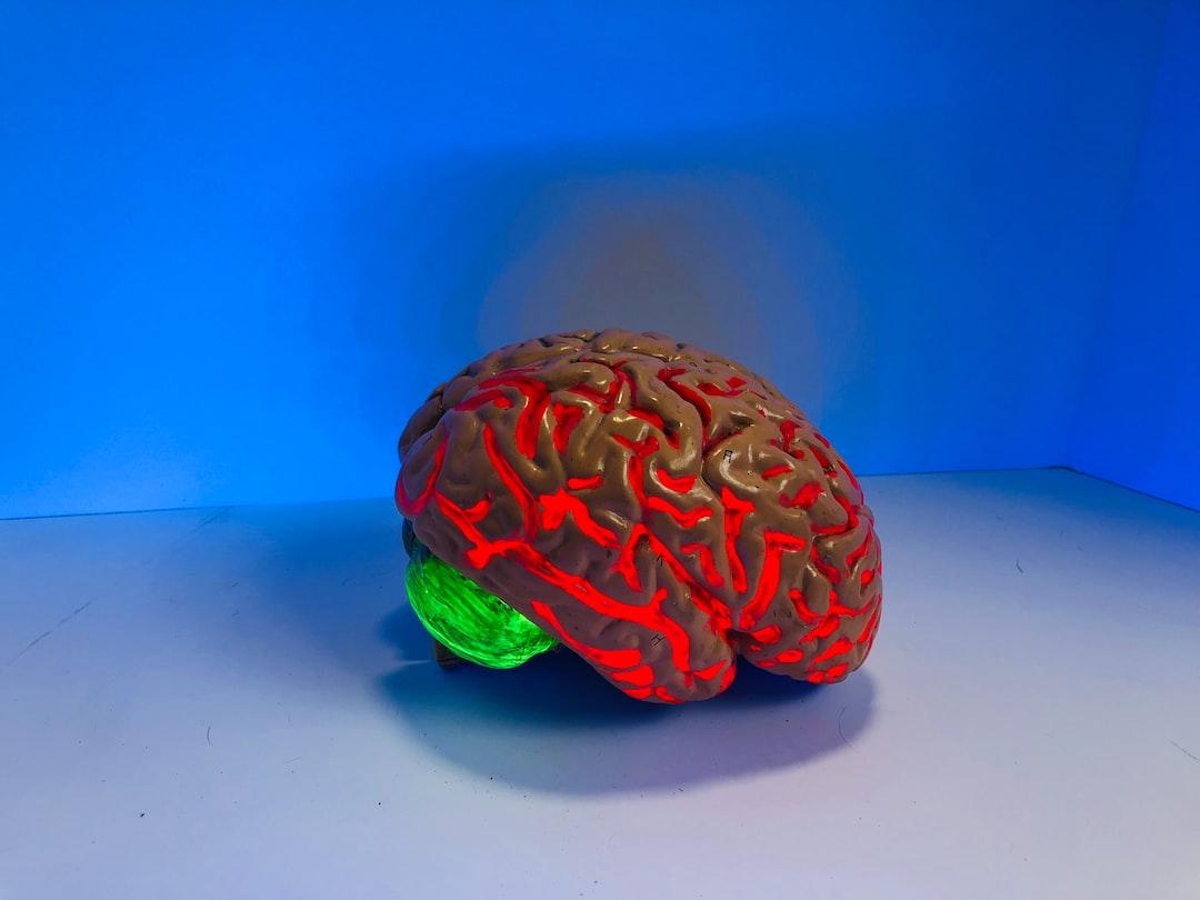 The Synthesizing Mind