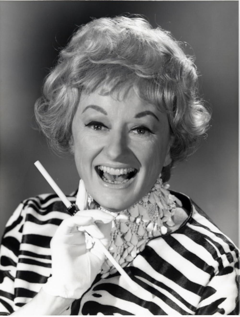 PHYLLIS DILLER ON DECLUTTER.