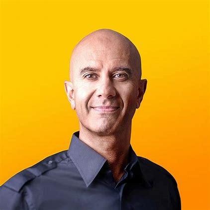 ROBIN SHARMA