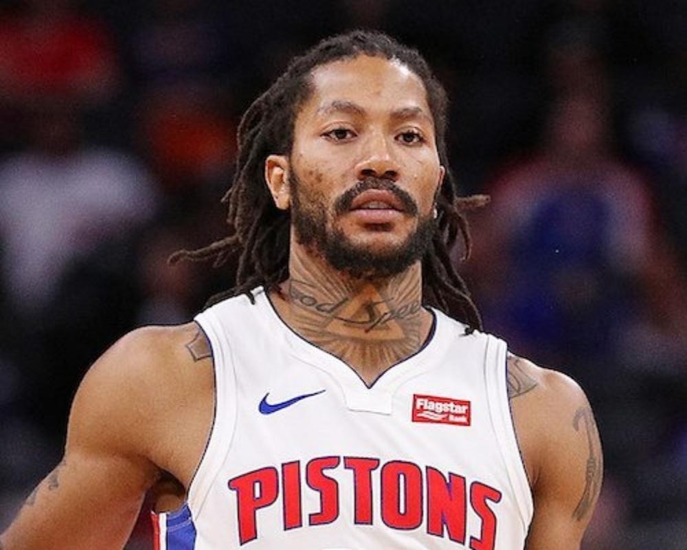 DERRICK ROSE