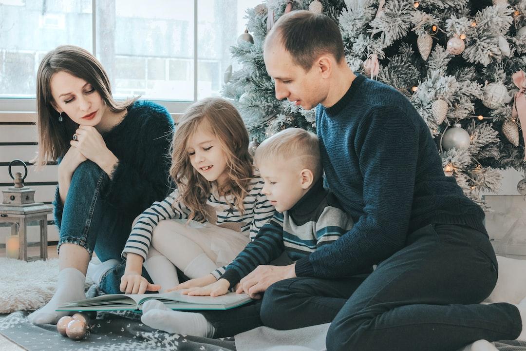 Encouraging Family Reading Time