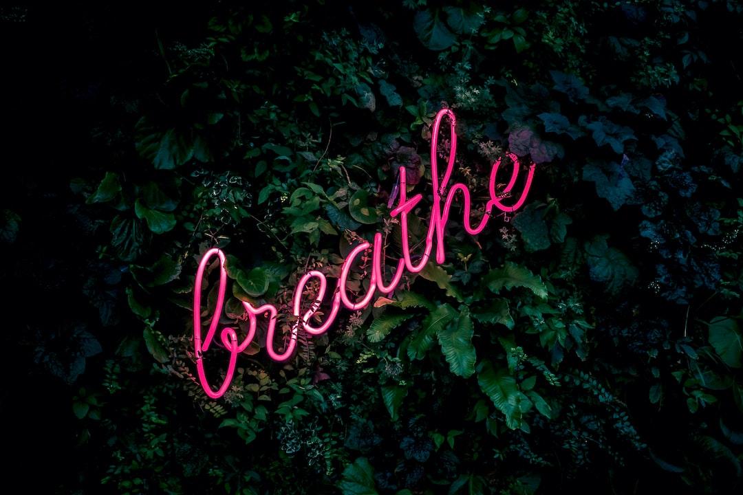 We Breathe The Same Air And Leave In The Same Epoch .