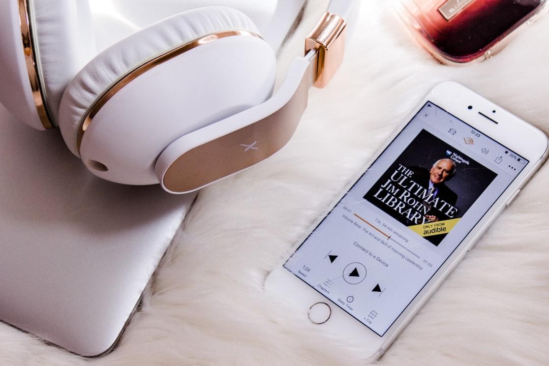 Audible: Your 30-Day Trial to Wonderland