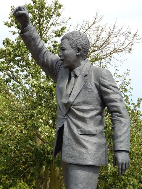 NELSON MANDELA 