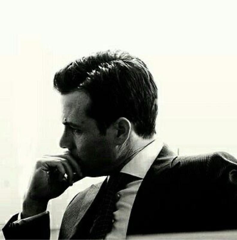 HARVEY SPECTER