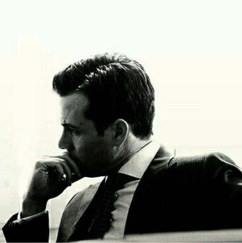 HARVEY SPECTER