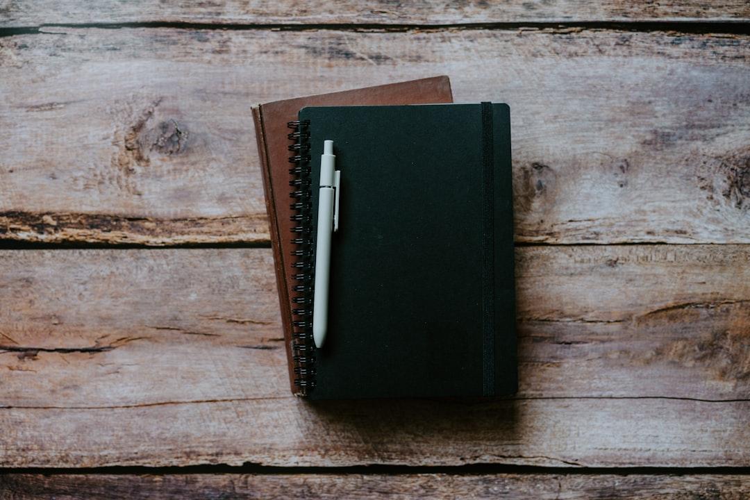 5. Stoic: Your Personal Journal & Emotional Anchor