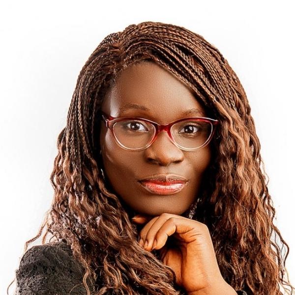 Ezinne Esther (@ezinneesther) - Profile Photo