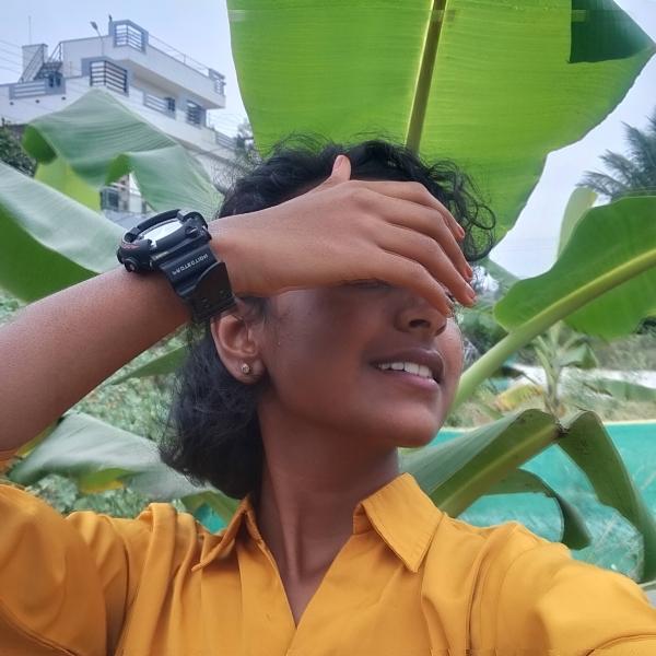 Incharaa V (@incharaa_v) - Profile Photo