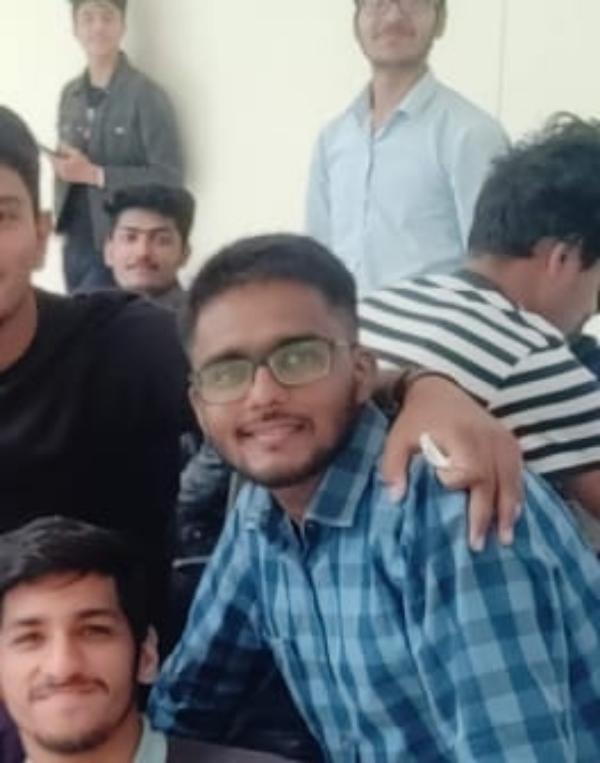 DEVESH KUMAR CHAUBEY (@devesh_kumar) - Profile Photo